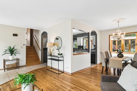 Tiny photo for 117 N Maple Street, Palatine, IL 60067 (MLS # 12569936)