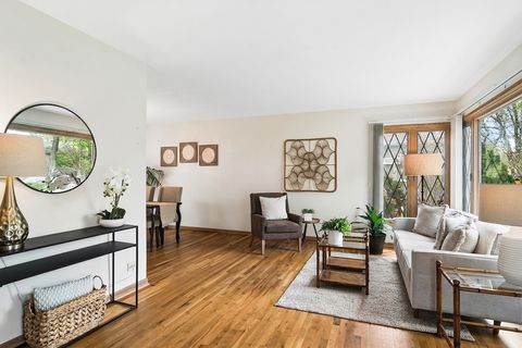 Tiny photo for 117 N Maple Street, Palatine, IL 60067 (MLS # 12569936)
