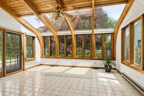 Tiny photo for 117 N Maple Street, Palatine, IL 60067 (MLS # 12569936)