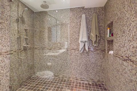 Tiny photo for 300 N State Street #3135, Chicago, IL 60654 (MLS # 12505625)