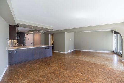 Tiny photo for 300 N State Street #3135, Chicago, IL 60654 (MLS # 12505625)