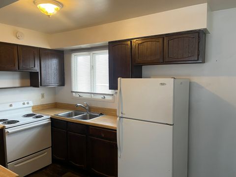 650 N 11th Street DeKalb IL 60115