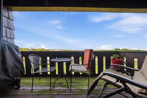 Tiny photo for 13200 W Heiden Circle #2405, Lake Bluff, IL 60044 (MLS # 12781287)
