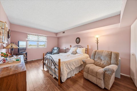 Tiny photo for 13200 W Heiden Circle #2405, Lake Bluff, IL 60044 (MLS # 12781287)
