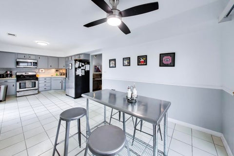 Tiny photo for 1720 E Shannon Lane #6, Palatine, IL 60074 (MLS # 12779195)