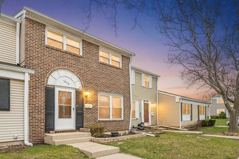 Photo of 1808 LARGO Court, Schaumburg, IL 60194 (MLS # 12609205)