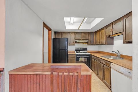 Tiny photo for 1808 LARGO Court, Schaumburg, IL 60194 (MLS # 12609205)