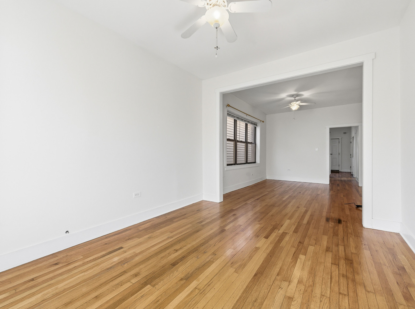 Chicago, Illinois 60647, United States, 2 Bedrooms Bedrooms, ,1 BathroomBathrooms,Residential,Active,243905