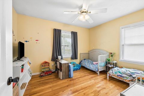 Tiny photo for 907 W Rusholme Street, Davenport, IA 52804 (MLS # 12671866)