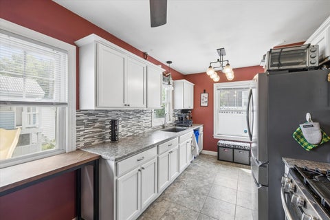 Tiny photo for 907 W Rusholme Street, Davenport, IA 52804 (MLS # 12671866)