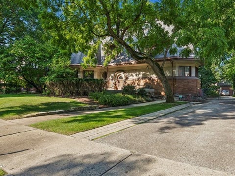 Tiny photo for 530 Edgewood Place, River Forest, IL 60305 (MLS # 12748074)