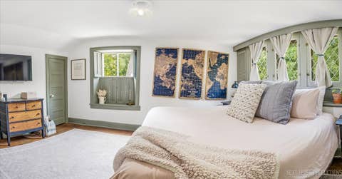 Tiny photo for 208 S 1st Street, Geneva, IL 60134 (MLS # 12730864)