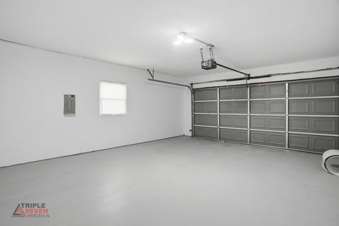 Tiny photo for 5500 W 83rd Place, Burbank, IL 60459 (MLS # 12596296)