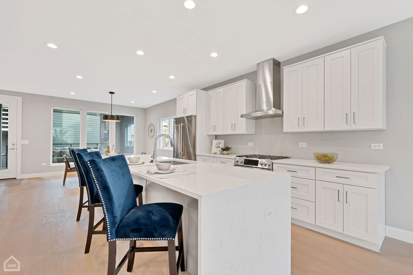 1024 W 19th Street 2