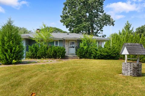 Photo of 34906 N Augustana Avenue, Ingleside, IL 60041 (MLS # 12546866)