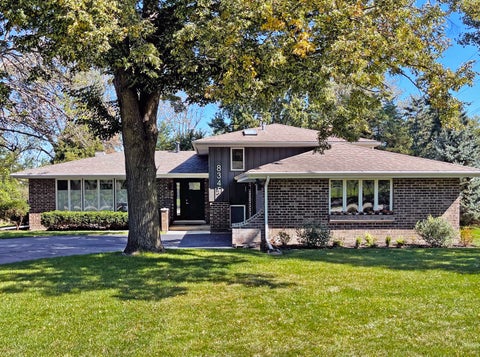 Tiny photo for 8345 Brookridge Road, Downers Grove, IL 60516 (MLS # 12759378)