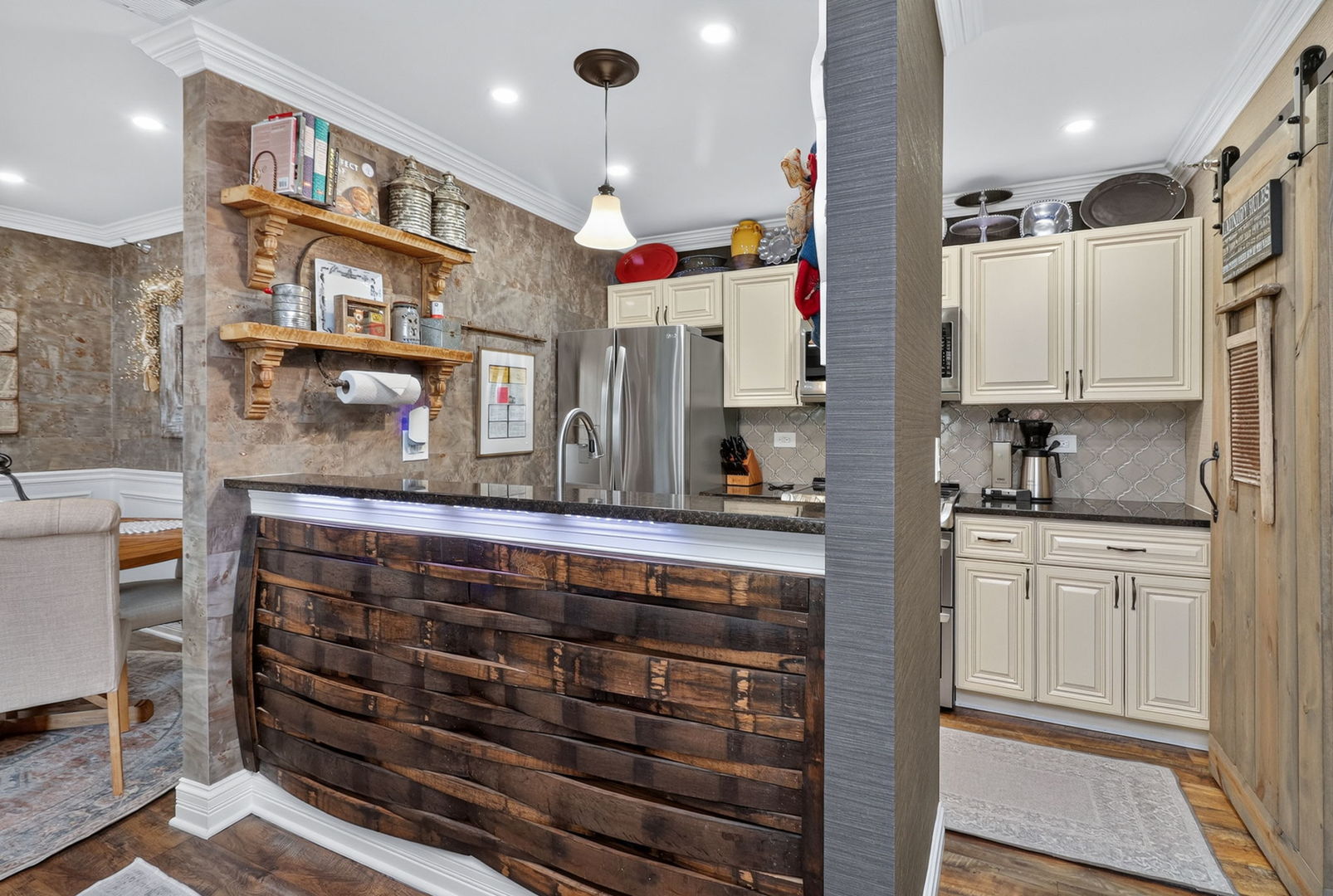 206 Glengarry Drive 208