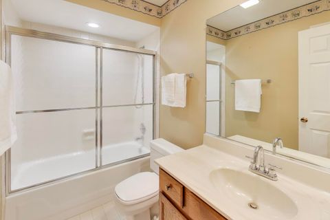 Tiny photo for 1501 N Courtland Drive, Arlington Heights, IL 60004 (MLS # 12556412)