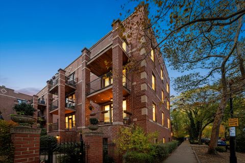 Tiny photo for 2116 N Seminary Avenue #28, Chicago, IL 60614 (MLS # 12512545)