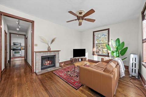 Tiny photo for 2116 N Seminary Avenue #28, Chicago, IL 60614 (MLS # 12512545)