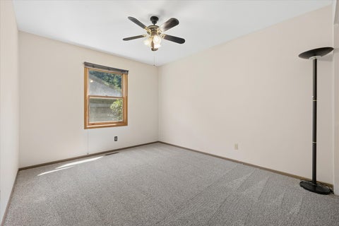 Tiny photo for 5401 W Chasefield Circle, McHenry, IL 60050 (MLS # 12740872)