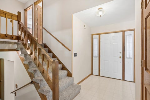 Tiny photo for 5401 W Chasefield Circle, McHenry, IL 60050 (MLS # 12740872)