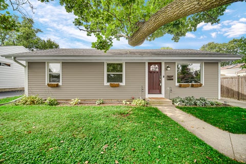 Tiny photo for 1106 Sumner Street, Wheaton, IL 60189 (MLS # 12749700)