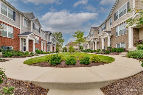 Photo of 230 Timberleaf Circle, Roselle, IL 60172 (MLS # 12761532)