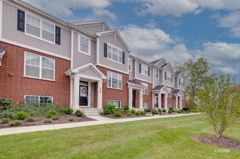 Tiny photo for 230 Timberleaf Circle, Roselle, IL 60172 (MLS # 12761532)