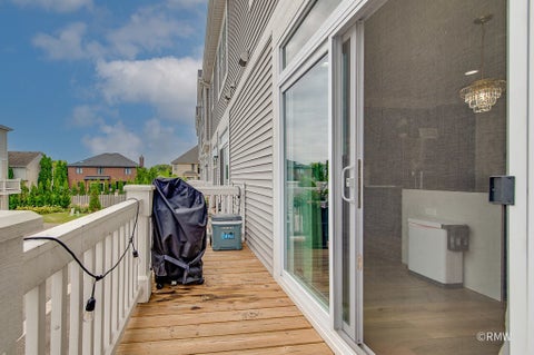 Tiny photo for 230 Timberleaf Circle, Roselle, IL 60172 (MLS # 12761532)