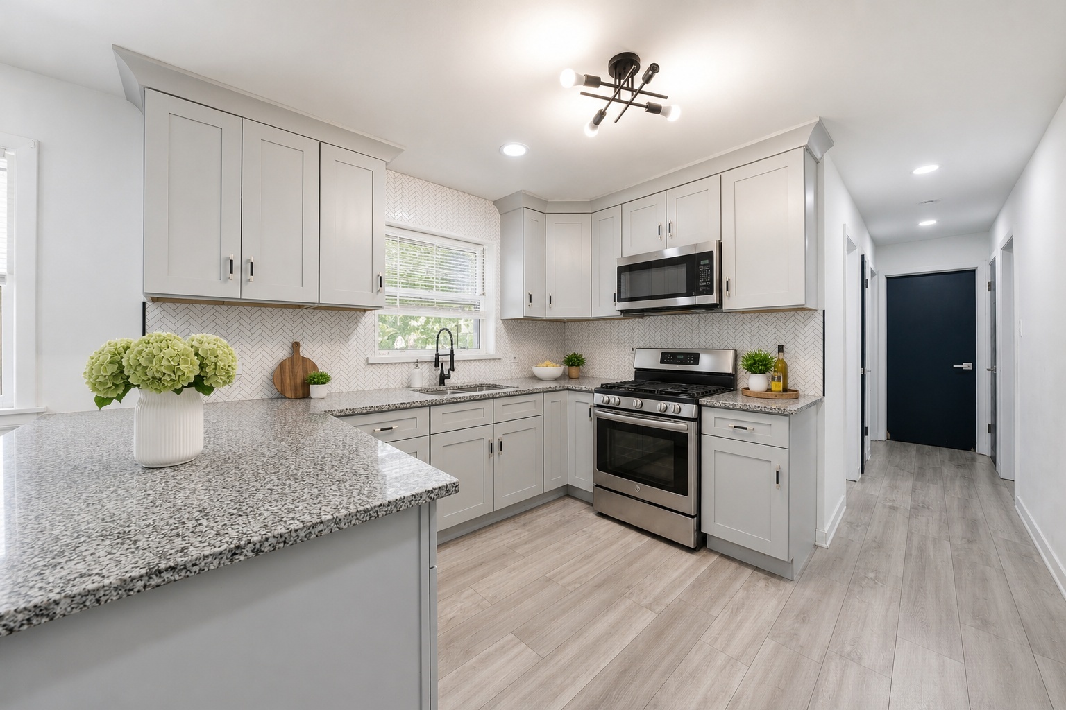 2524 W 45th Street