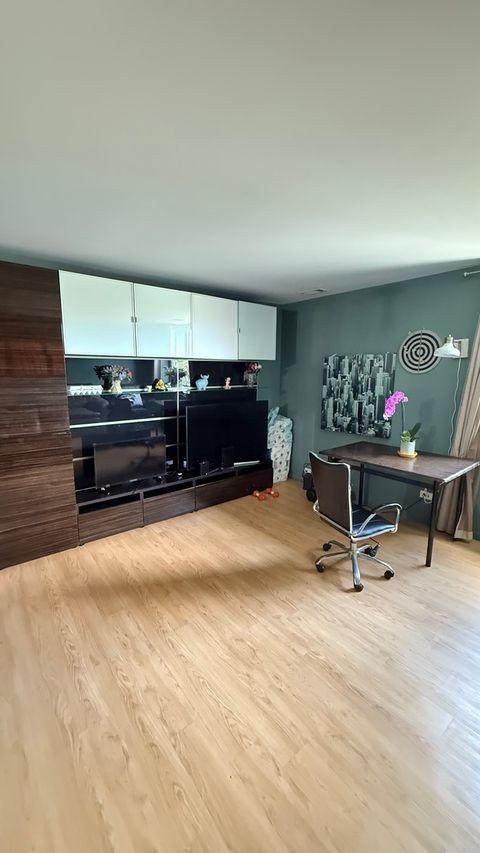 Tiny photo for 2543 S Wallace Street #11, Chicago, IL 60616 (MLS # 12433112)