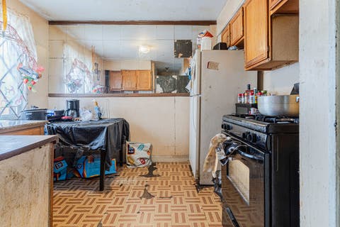 Tiny photo for 5039 W Gladys Avenue #E, Chicago, IL 60644 (MLS # 12718807)