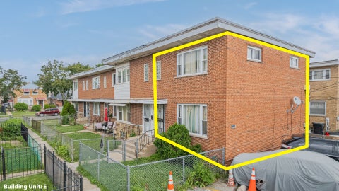 Tiny photo for 5039 W Gladys Avenue #E, Chicago, IL 60644 (MLS # 12718807)