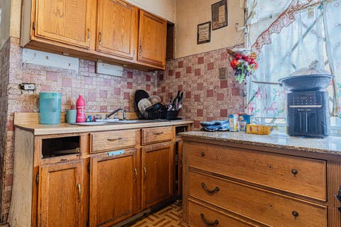 Tiny photo for 5039 W Gladys Avenue #E, Chicago, IL 60644 (MLS # 12718807)