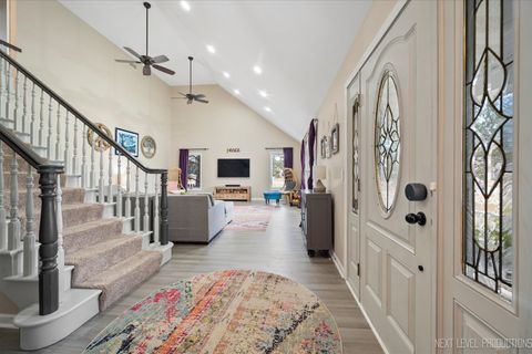 Tiny photo for 1318 Fairfield Way, North Aurora, IL 60542 (MLS # 12549653)