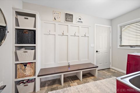 Tiny photo for 1318 Fairfield Way, North Aurora, IL 60542 (MLS # 12549653)