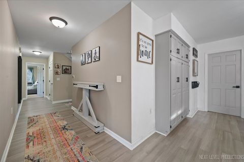 Tiny photo for 1318 Fairfield Way, North Aurora, IL 60542 (MLS # 12549653)