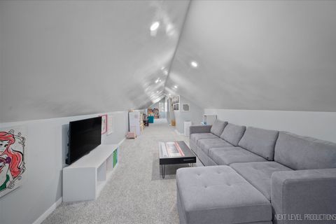 Tiny photo for 1318 Fairfield Way, North Aurora, IL 60542 (MLS # 12549653)