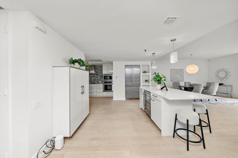 Tiny photo for 680 N Lake Shore Drive #1322, Chicago, IL 60611 (MLS # 12568591)