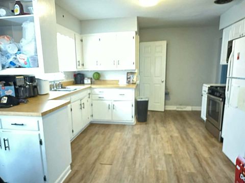 Tiny photo for 17832 Glen Oak Avenue, Lansing, IL 60438 (MLS # 12595505)