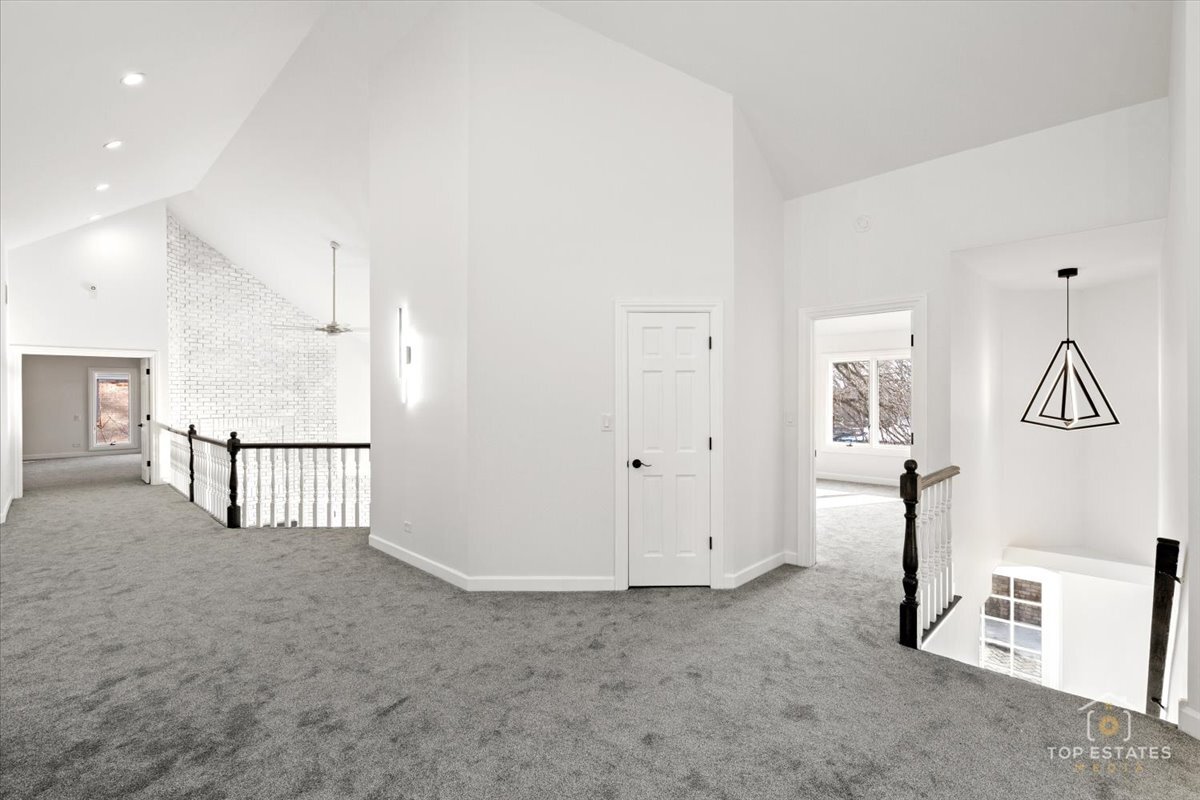 Orland Park, Illinois, 60462, United States, 5 Bedrooms Bedrooms, ,6 BathroomsBathrooms,Residential,Active,2011873