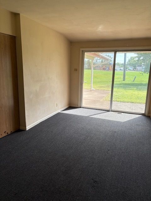 Tiny photo for 3363 S Manor Drive, Lansing, IL 60438 (MLS # 12467665)