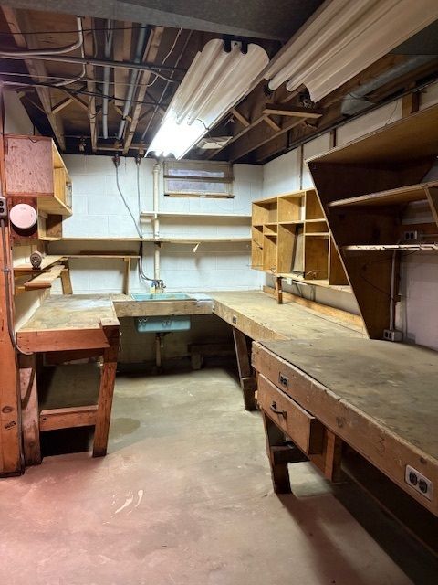 Tiny photo for 3363 S Manor Drive, Lansing, IL 60438 (MLS # 12467665)