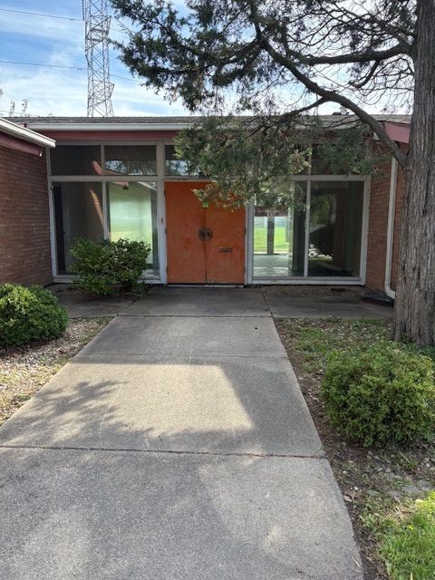 Tiny photo for 3363 S Manor Drive, Lansing, IL 60438 (MLS # 12467665)