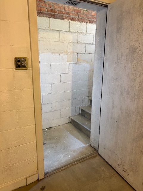 Tiny photo for 3363 S Manor Drive, Lansing, IL 60438 (MLS # 12467665)