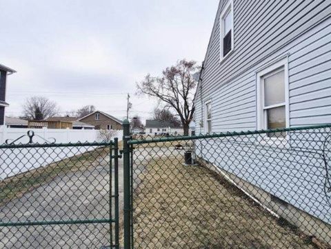 Tiny photo for 6934 W 96th Street, Oak Lawn, IL 60453 (MLS # 12573804)