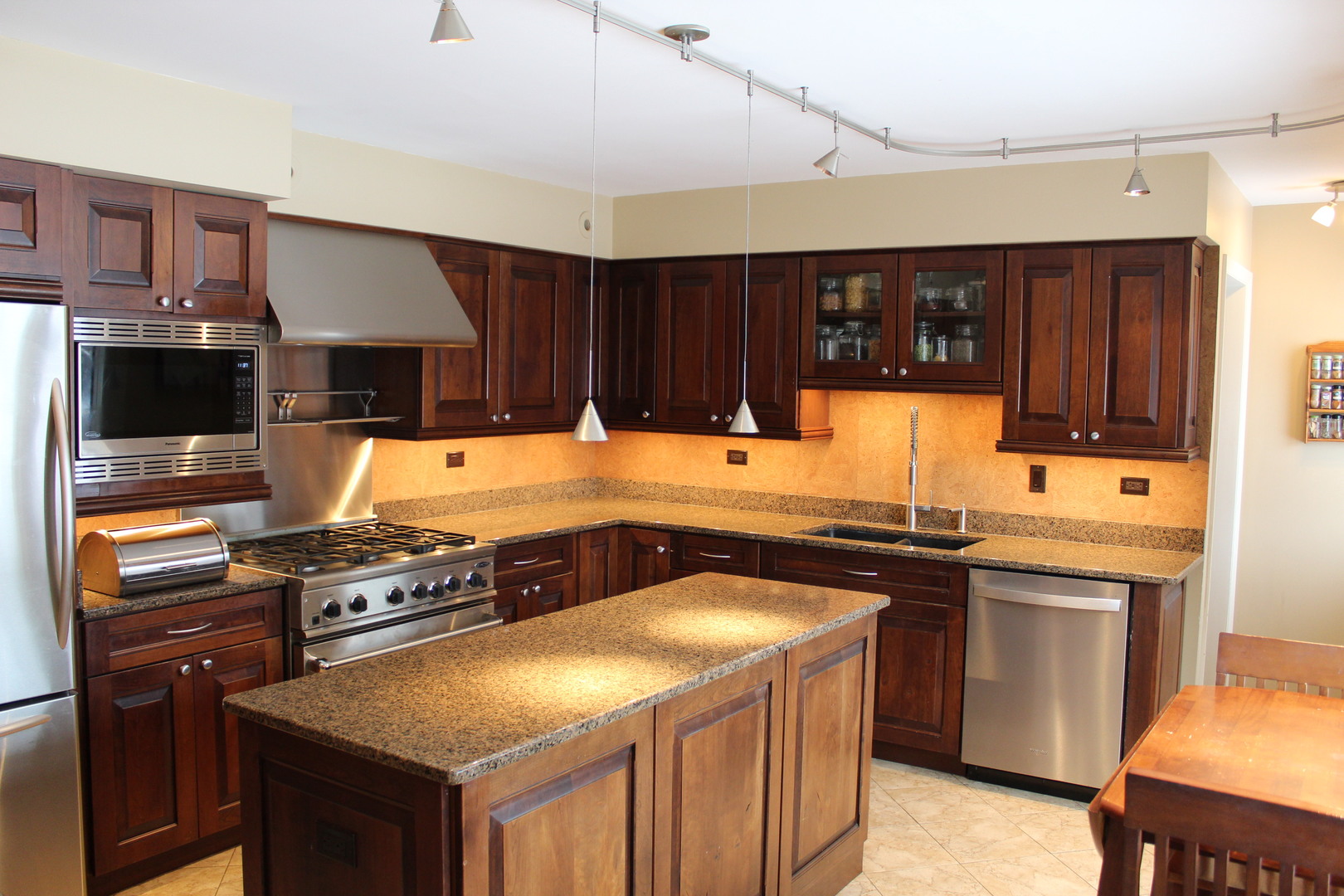 520 W Merri Oaks Road