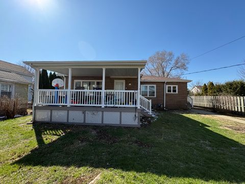 Tiny photo for 913 Canal Street, Ottawa, IL 61350 (MLS # 12595745)