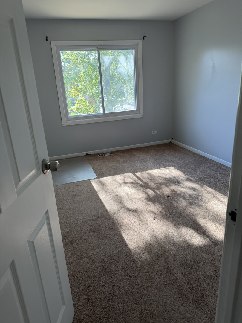 2920 ROBERTS Drive 5